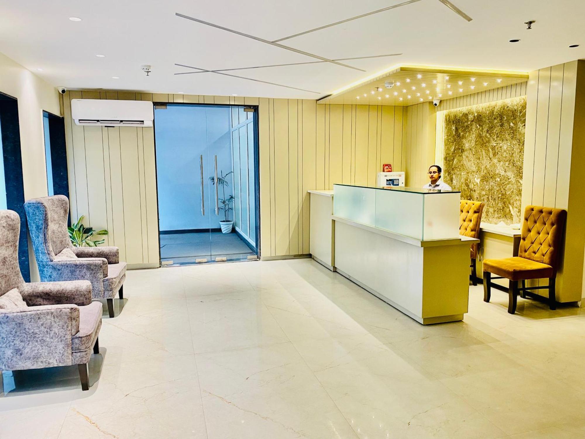Hotel White House 350 Mtr From Golden Temple 阿姆利则 外观 照片